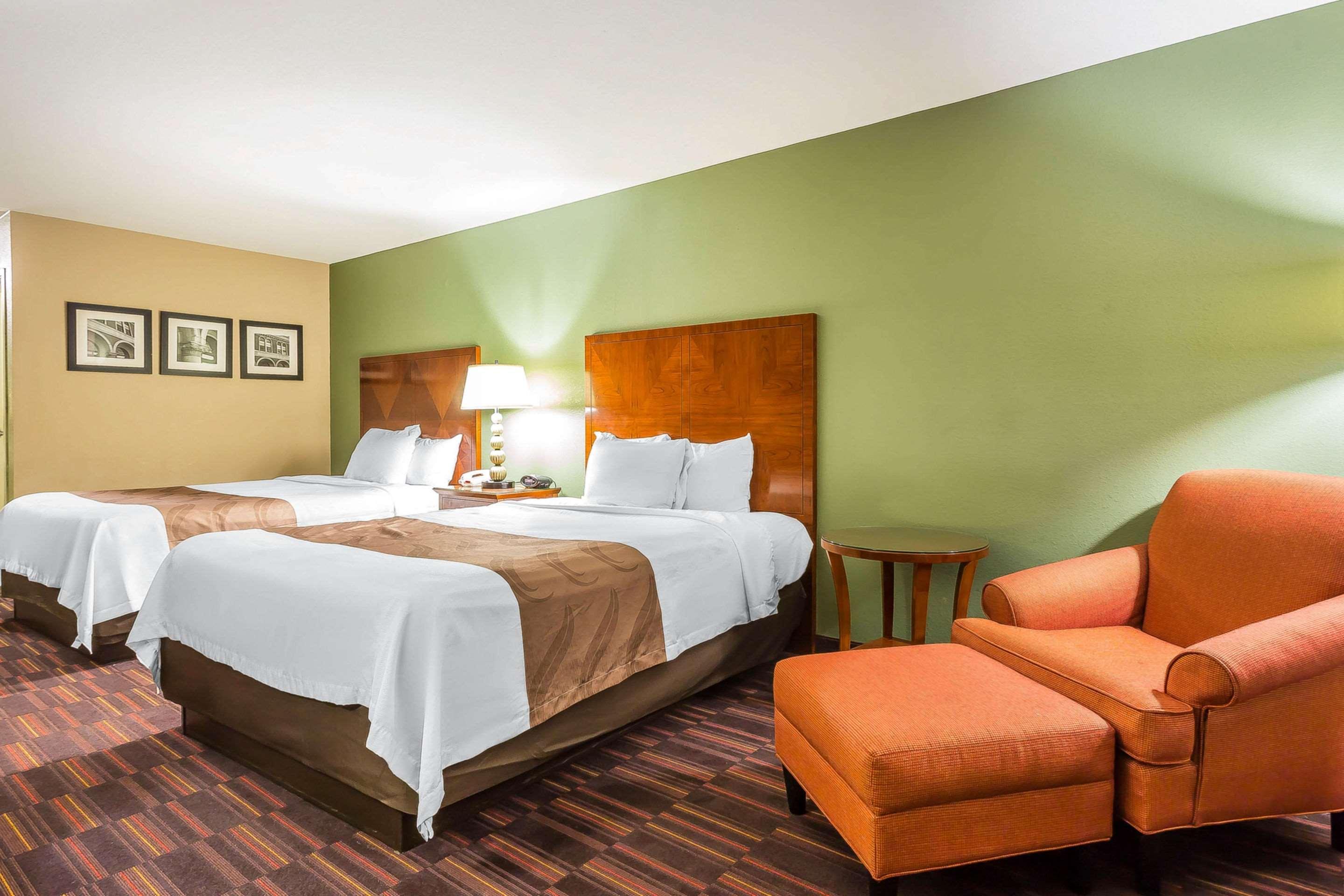 Quality Inn & Suites Near Robins Air Force Base Warner Robins Extérieur photo