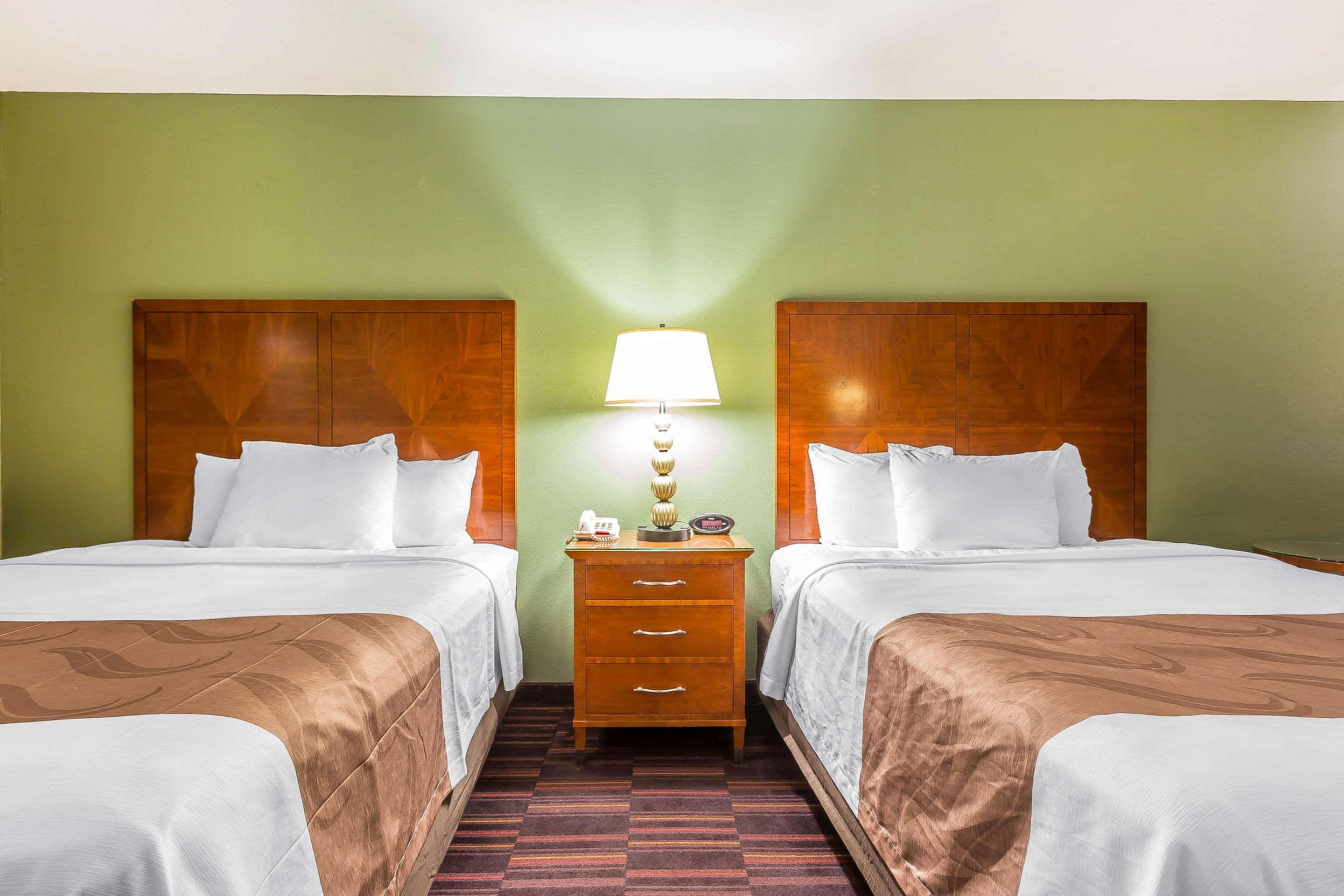 Quality Inn & Suites Near Robins Air Force Base Warner Robins Extérieur photo