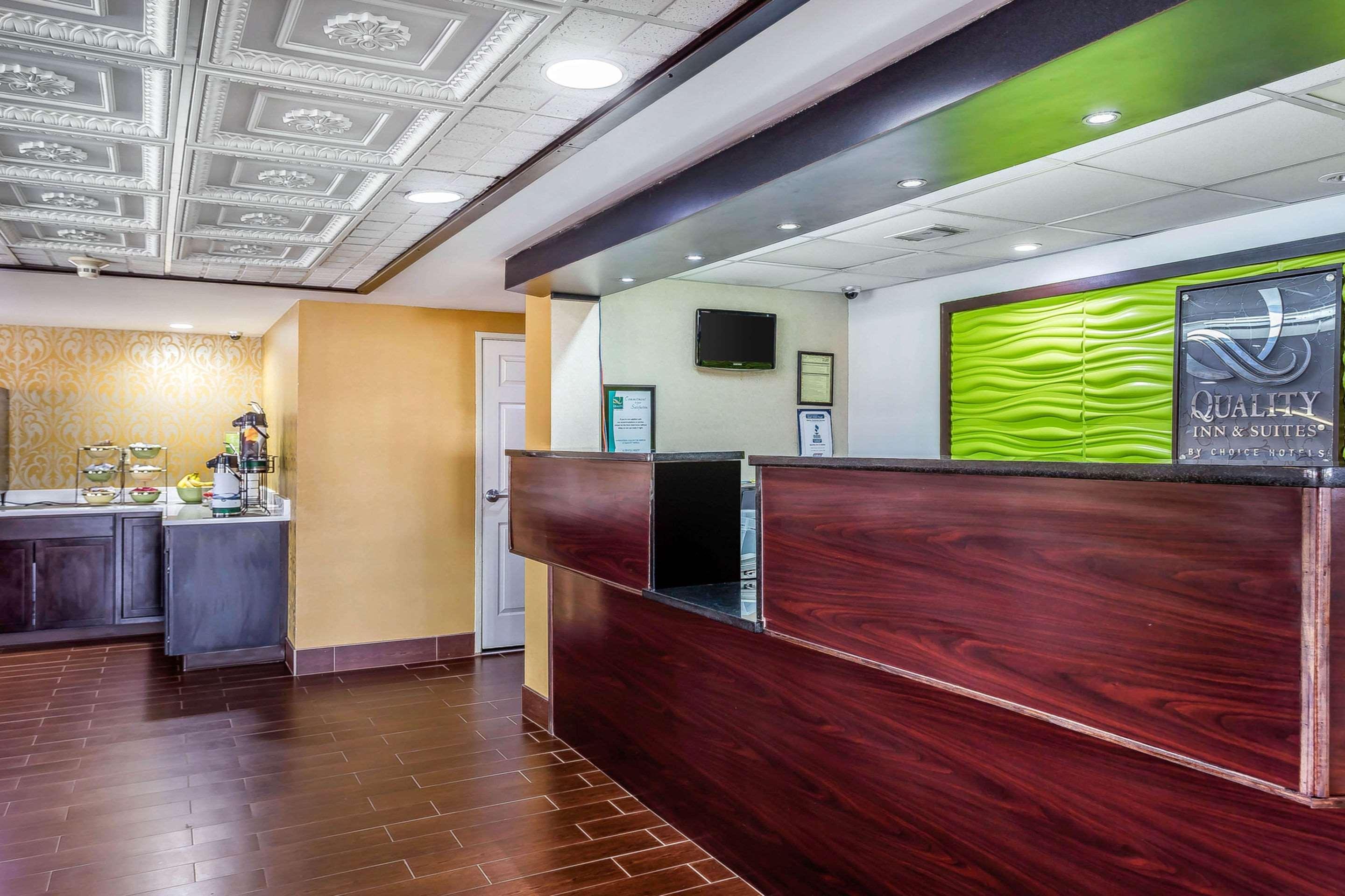 Quality Inn & Suites Near Robins Air Force Base Warner Robins Extérieur photo
